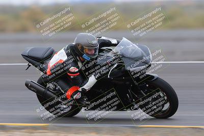 media/Jan-14-2023-SoCal Trackdays (Sat) [[497694156f]]/Turn 11 Inside (950am)/